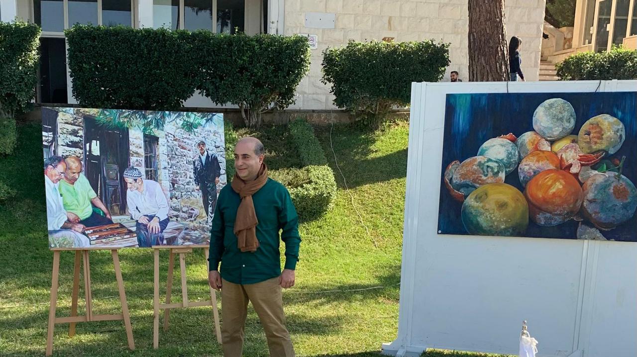 الفنان غاندي بوذياب رئيس جمعية كهف الفنون في ضيافة جامعة رفيق الحريري بالدامور احتفالا بعيد الاستقلال اللبناني