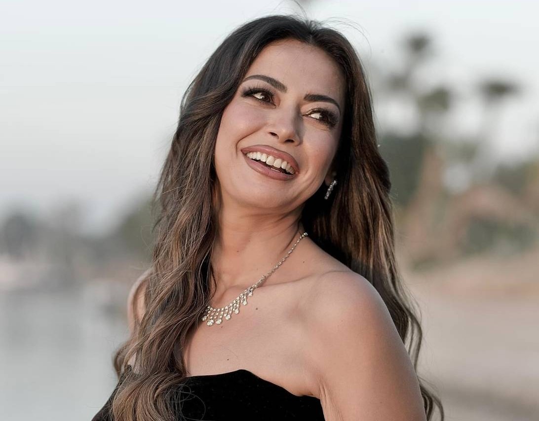 النجمة داليا مصطفى في قنديل في رمضان