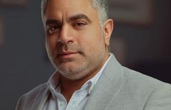 صورة الفنان محمد شاهين في السادة الافاضل ودرويش وإن غاب القط