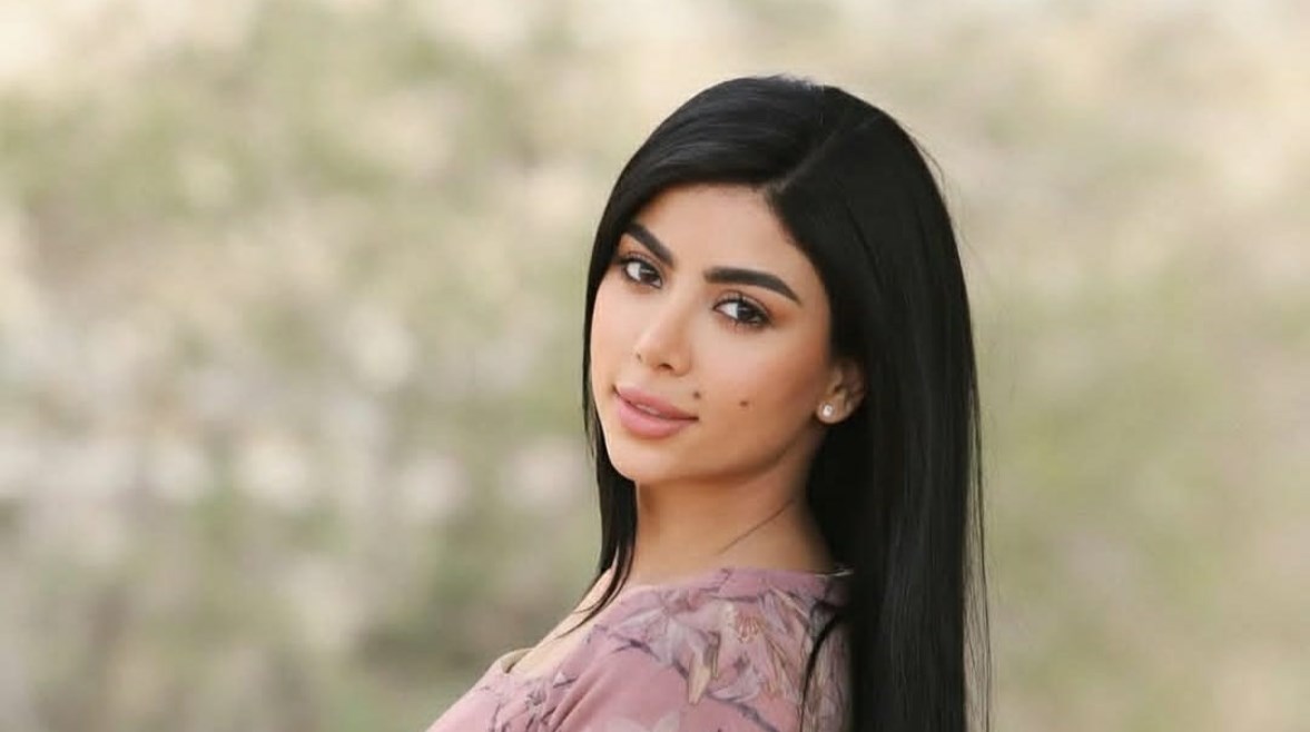 النجمة كارولين عزمي بعد فهد البطل ورأس الافعي دراما تدخل إبن العسل سينما