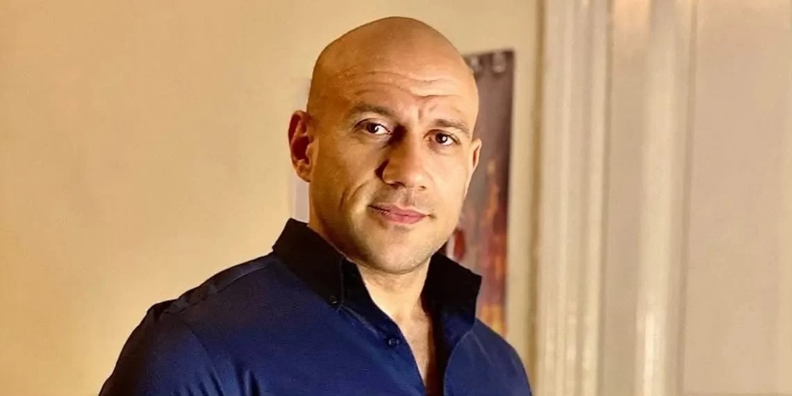 أحمد مكي يعود للدراما في رمضان المقبل بمسلسل بعنوان.. الفلكي