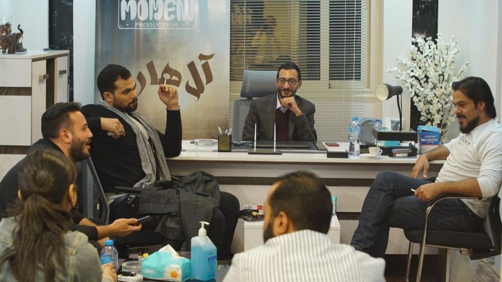 من كواليس فيلم ال هارون للمنتج حسني محمود