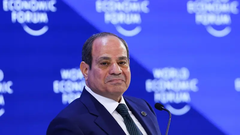 السيسي يرحب باتفاق وقف إطلاق النار ويؤكد دعم مصر لاستقرار المنطقة