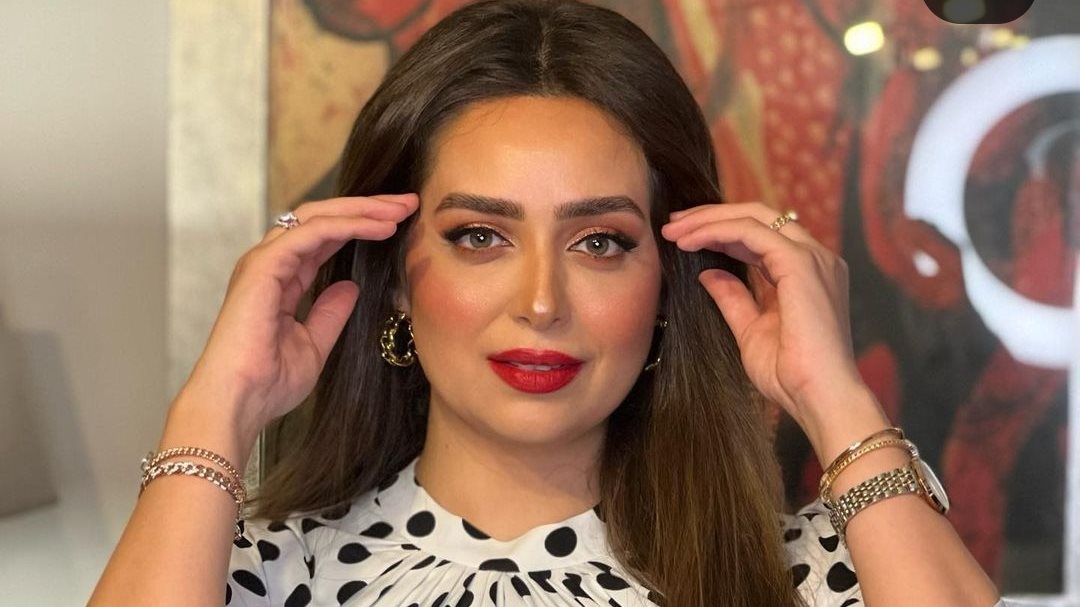 النجمة هبة مجدي تواجه المرض الخطير في صمت وتطمئن جمهورها وتواصل نشاطها الفني