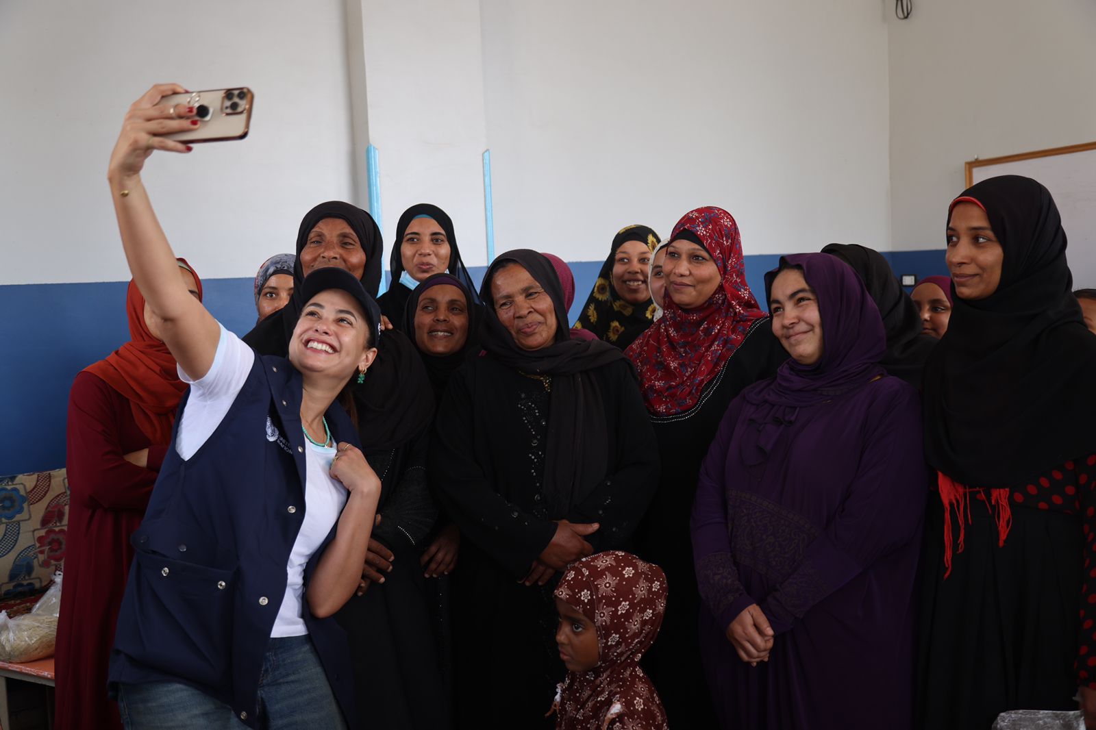 ‎النجمة هند صبري سفيرة النوايا الحسنة لدى برنامج الأغذية العالمي  تتفقد مشروعات التكيف مع تغير المناخ في مصر