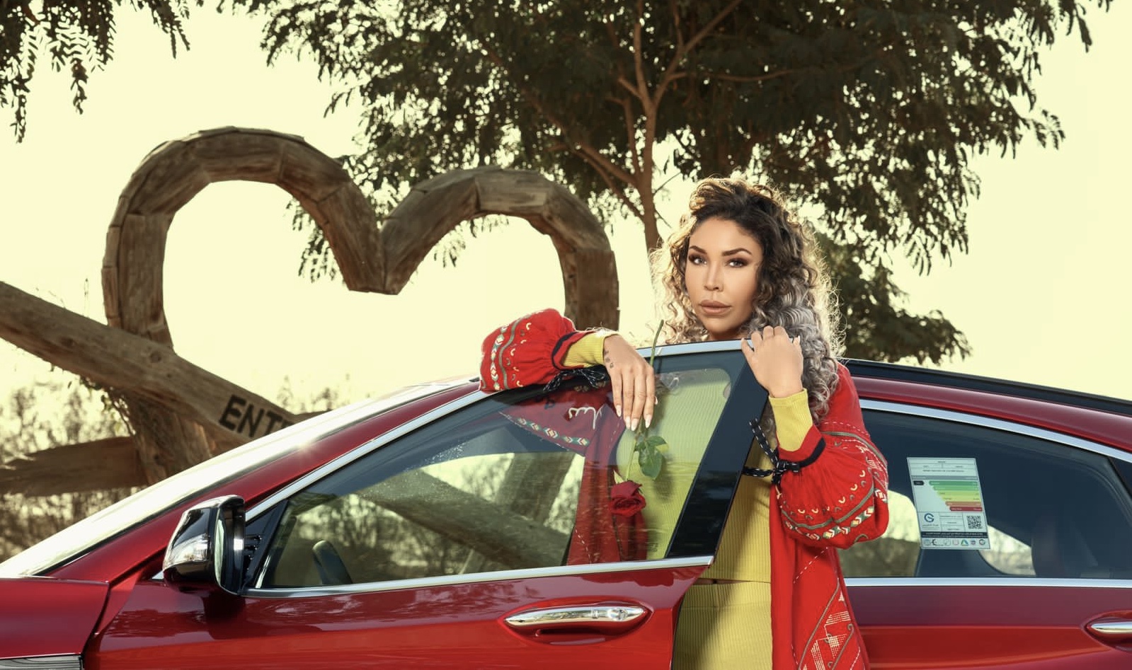 لاروسي بضيافة ساره مراد في “صباح الخير يا عرب”