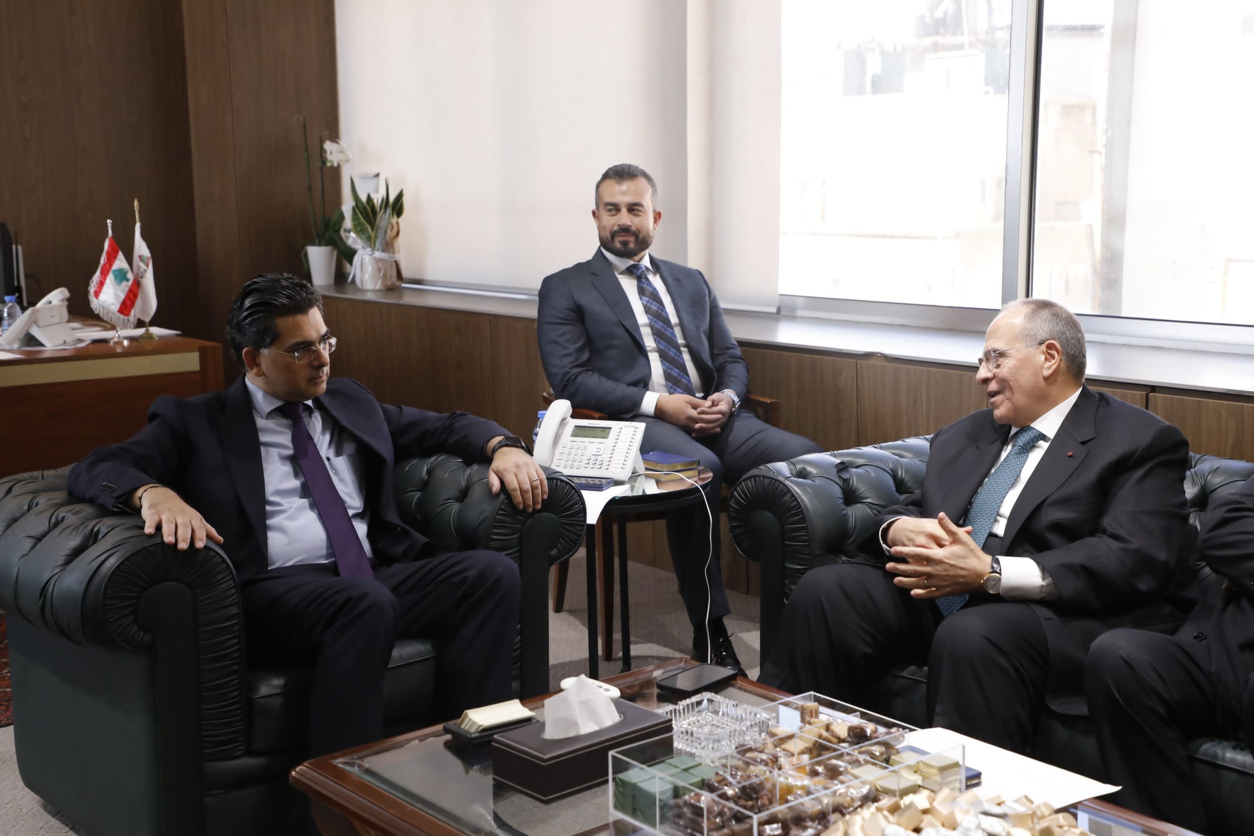 الوزير مرقص والمنتج صادق الصباح يناقشان تطوير تلفزيون لبنان ودعم الإنتاج المحلي