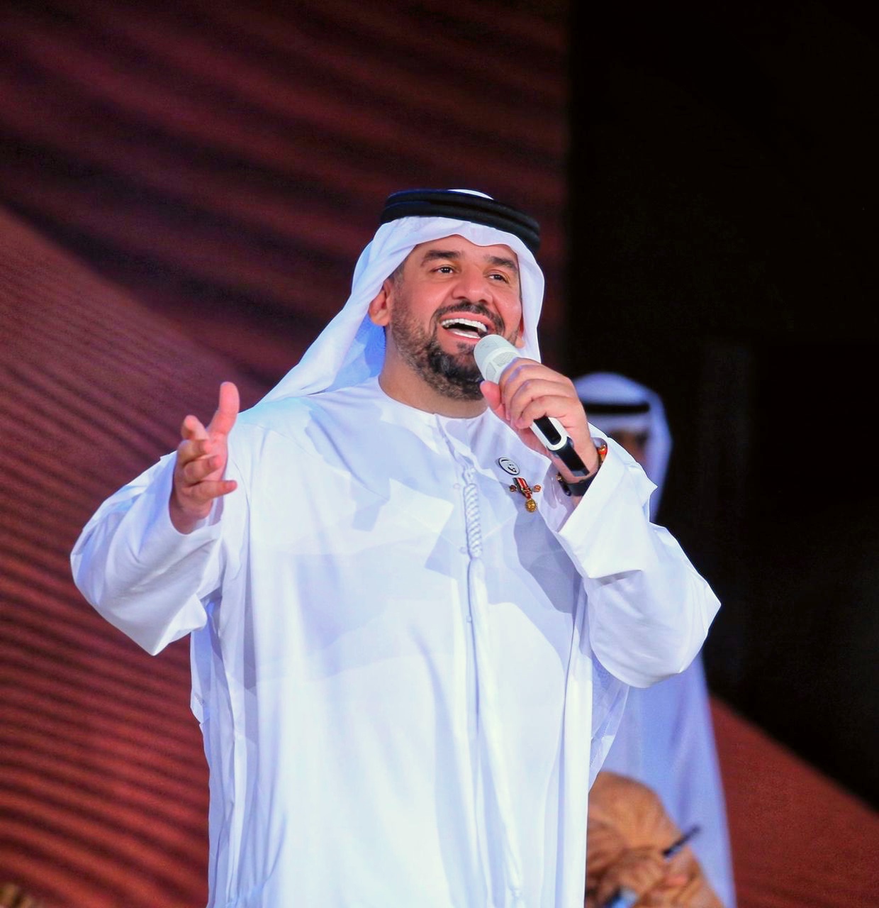 الجسمي في ختام برنامج الميدان يهدي قول وفعل الي حمدان بن محمد فزاع