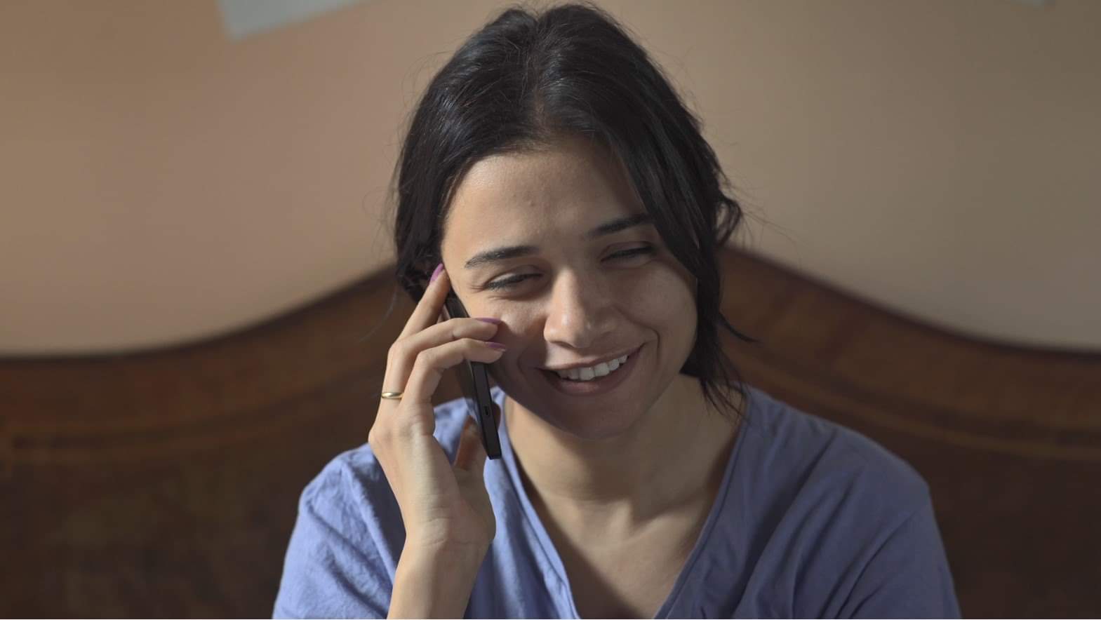 سالي سعيد مذيعة 9090 في مسلسل 360ساعة لايف